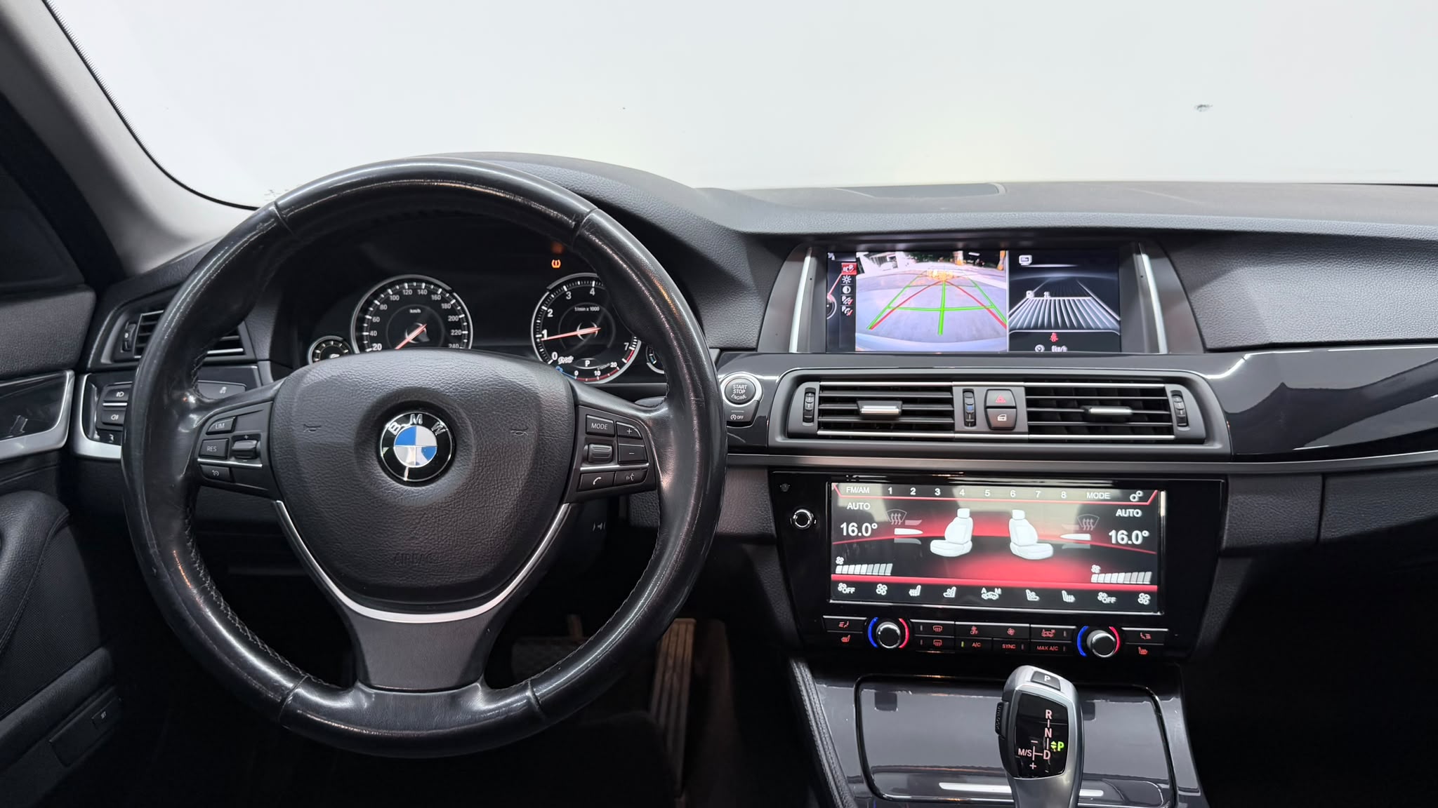 BMW 520i 9